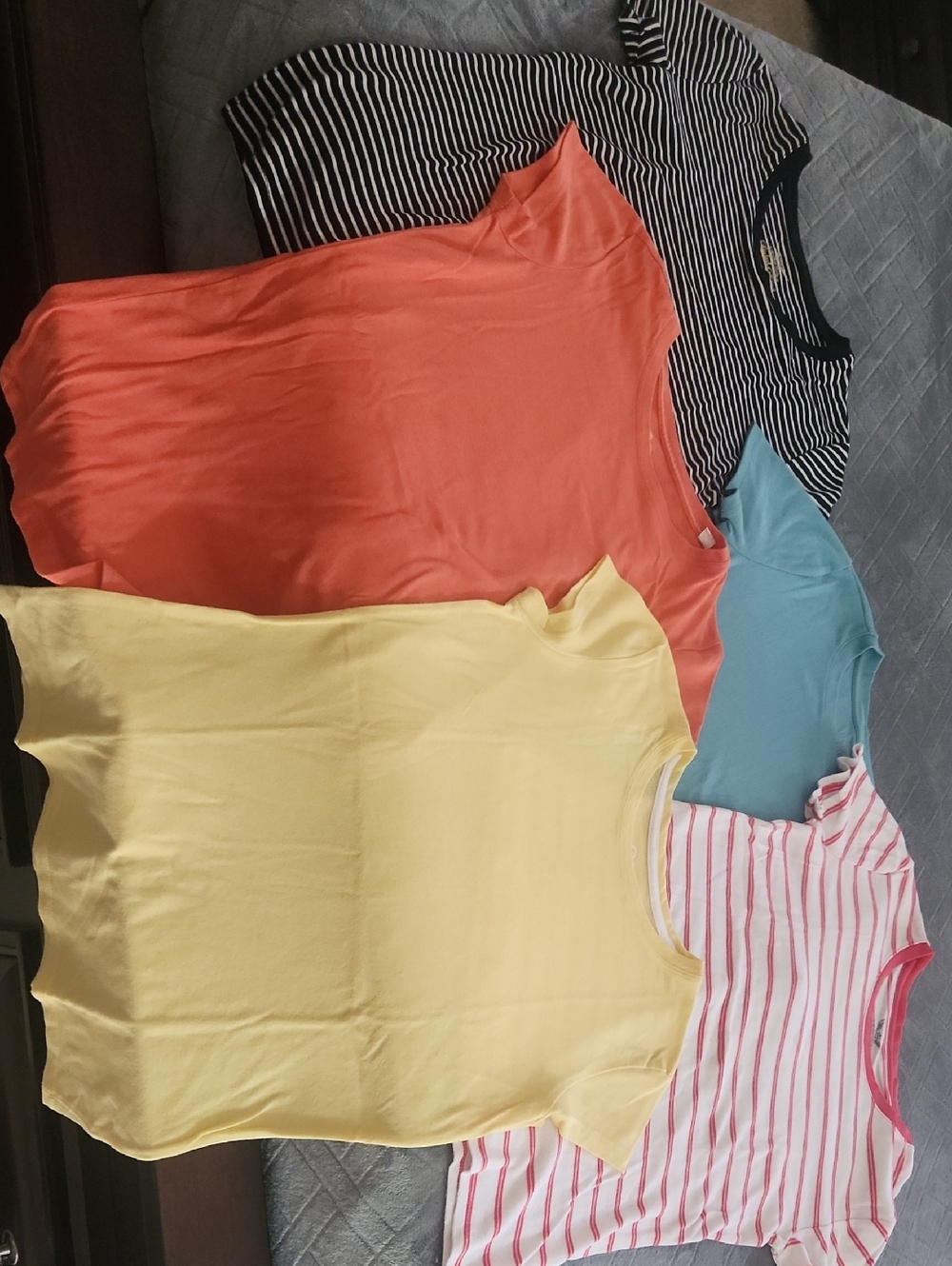 Assorted Medium t-shirts